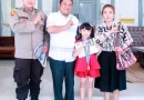 Wabup H.Jamri.ST, menyambut kedatangan Putri Terbaik Labuhanbatu Caroline Cicilia BR Nababan Didampingi kdua orang tuanya untuk Audensi